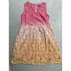 Flying Tomato Sleeveless Lace Layered Dress Size Medium Ombre Pink White Yellow